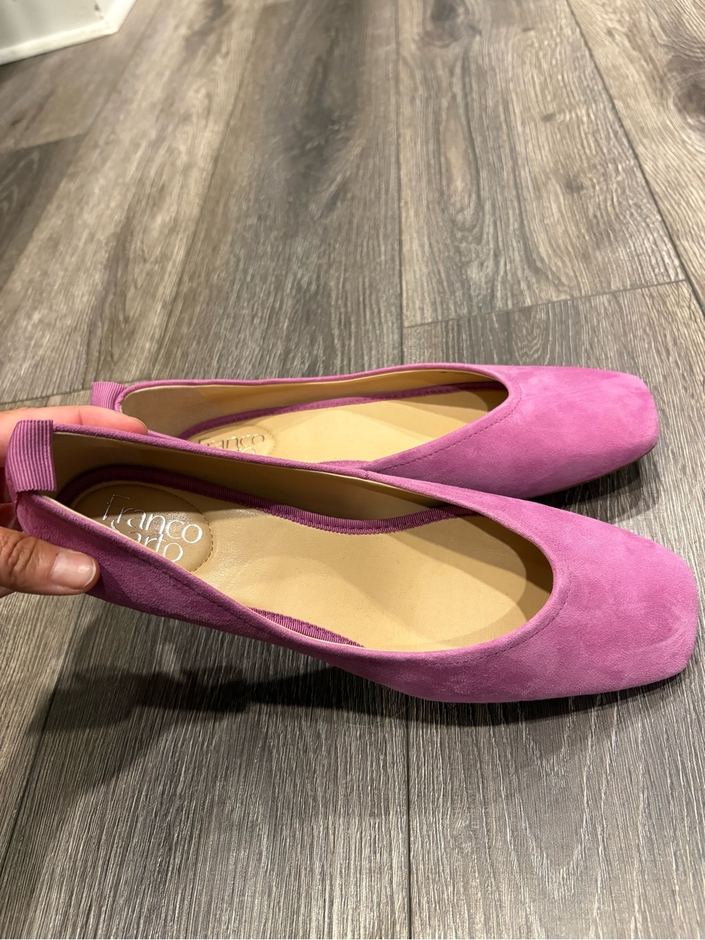 NWOT Pink Suede Women's Ballet Flats - Picture 2 of 6